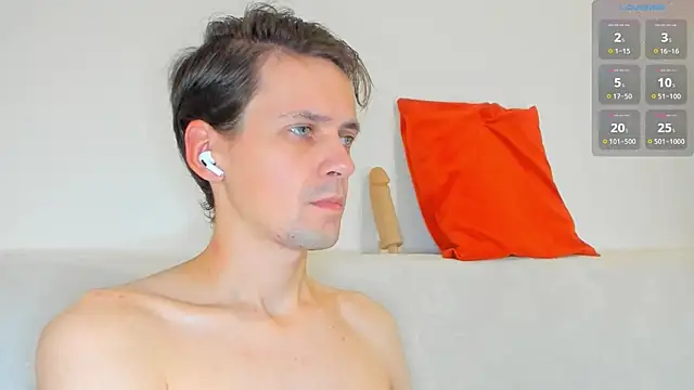 Snapshot of Jasper_Sun chatting on October 20, 2025, 8:53 pm Jasper Sun online show from October 20, 2025, 8:53 pm