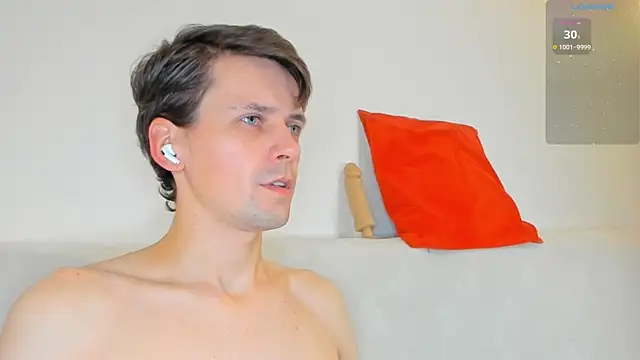 Snapshot of Jasper_Sun chatting on November 1, 2025, 9:17 pm Jasper Sun online show from November 1, 2025, 9:17 pm