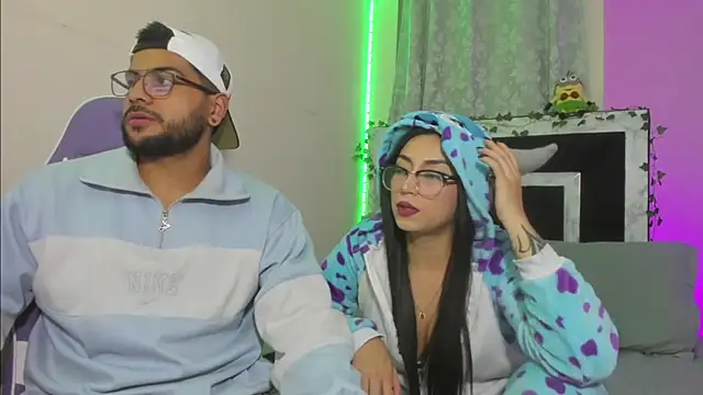 Snapshot of sophie_cute66 chatting on February 24, 2025, 6:05 am sophie cute66 online show from February 24, 2025, 6:05 am