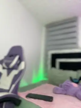 Snapshot of sophie_cute66 chatting on November 11, 2025, 6:46 am sophie cute66 online show from November 11, 2025, 6:46 am