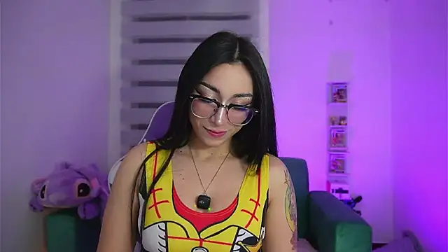 sophie cute66 online show from March 28, 2026, 4:45 am