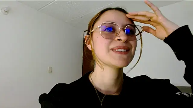 Juls winter  online show from March 7, 2026, 9:01 pm