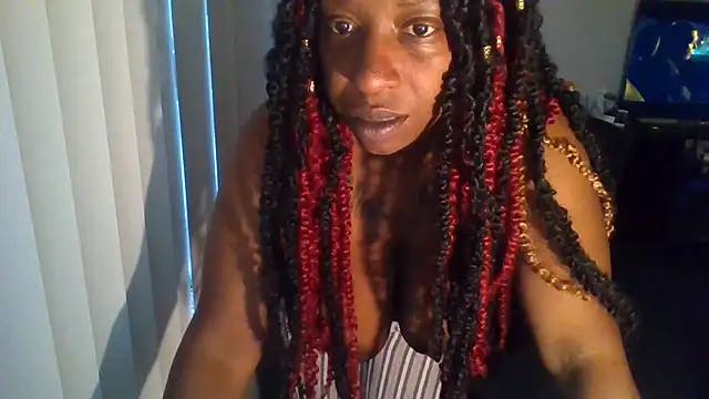 markquanna online show from October 4, 2025, 2:04 pm