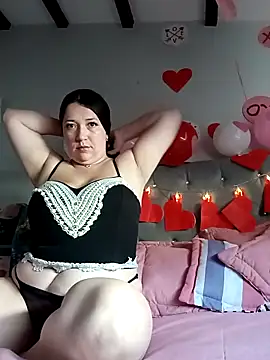 Snapshot of isabella_rossse chatting on February 12, 2025, 1:59 pm isabella rossse online show from February 12, 2025, 1:59 pm