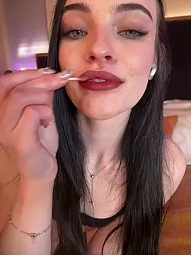 Snapshot of KarissaChantelle chatting on February 26, 2026, 5:34 pm KarissaChantelle online show from February 26, 2026, 5:34 pm