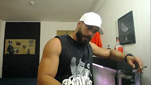 Snapshot of romeolovedark chatting on January 3, 2025, 1:27 am romeolovedark online show from January 3, 2025, 1:27 am