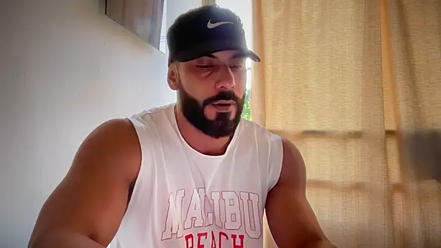 romeolovedark online show from April 14, 2026, 12:11 pm