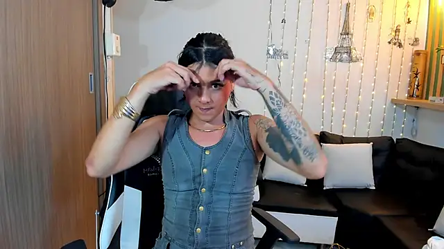 ximena22love online show from April 9, 2026, 7:52 pm