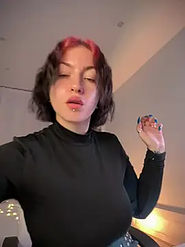 IvyHoney online show from January 12, 2025, 6:39 am