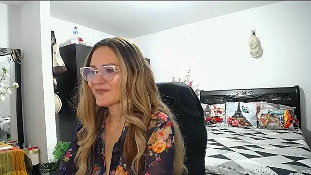 Snapshot of Xiimen chatting on January 30, 2025, 9:04 pm Xiimen online show from January 30, 2025, 9:04 pm