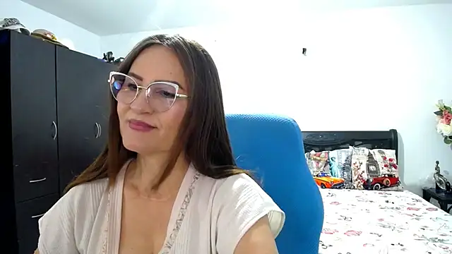 Snapshot of Xiimen chatting on December 14, 2025, 12:27 am Xiimen online show from December 14, 2025, 12:27 am