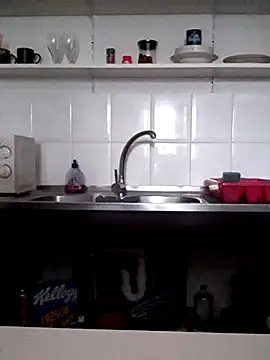 Snapshot of Moi_Lina chatting on December 14, 2025, 12:43 pm Moi Lina online show from December 14, 2025, 12:43 pm