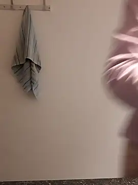 Snapshot of Moi_Lina chatting on February 21, 2026, 4:19 pm Moi Lina online show from February 21, 2026, 4:19 pm