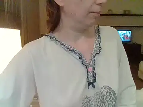 Moi Lina online show from June 22, 2026, 10:07 pm