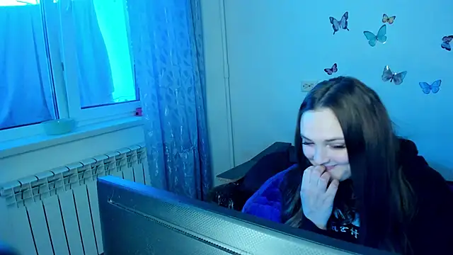 Snapshot of NataliEvans chatting on November 8, 2025, 10:15 am NataliEvans online show from November 8, 2025, 10:15 am