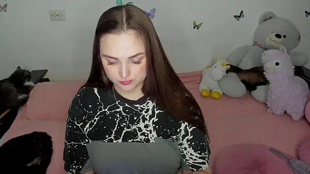 Snapshot of NataliEvans chatting on February 18, 2026, 8:16 pm NataliEvans online show from February 18, 2026, 8:16 pm