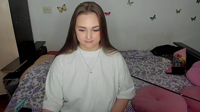 NataliEvans online show from July 9, 2026, 8:24 pm