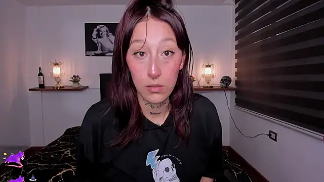 Snapshot of Mariana_Joness chatting on October 3, 2025, 1:57 am Mariana Joness online show from October 3, 2025, 1:57 am