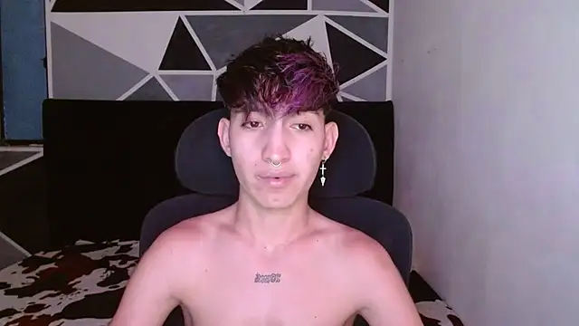 littlextreme online show from December 20, 2024, 4:53 am