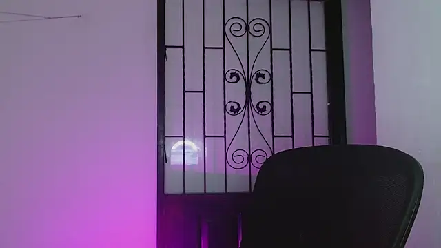 littlextreme online show from February 10, 2025, 11:55 pm