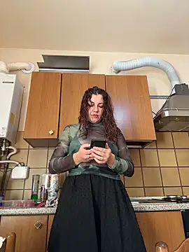 DaisyVibesss online show from November 13, 2025, 9:52 am