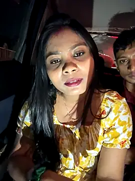 wow-wow-sexy online show from October 14, 2025, 6:09 pm