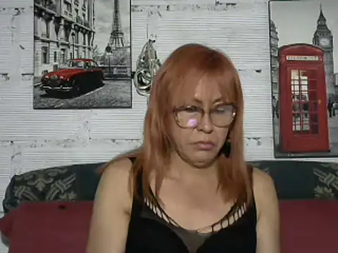 divahot08 online show from February 20, 2025, 11:10 pm