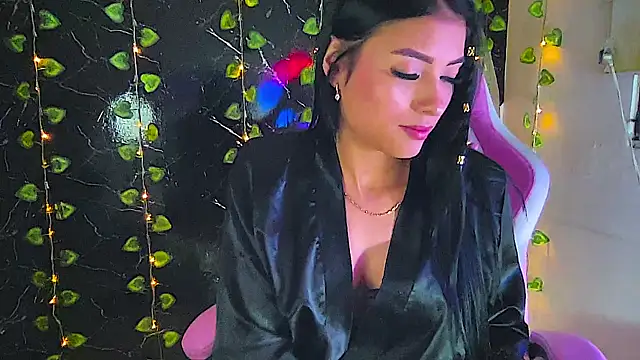 Snapshot of adda_mancini chatting on December 8, 2024, 2:28 am adda mancini online show from December 8, 2024, 2:28 am