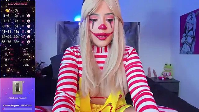 Snapshot of cutesarah_ chatting on December 1, 2024, 9:04 pm cutesarah online show from December 1, 2024, 9:04 pm