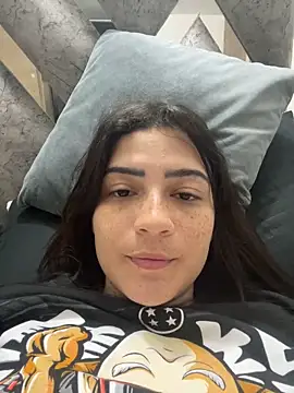 Snapshot of cutesarah_ chatting on January 18, 2025, 1:30 am cutesarah online show from January 18, 2025, 1:30 am