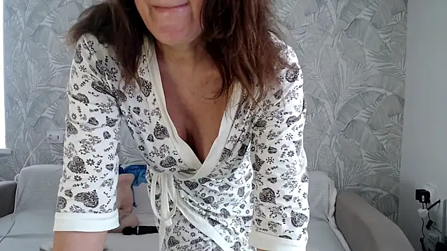 increible della online show from September 26, 2025, 9:57 am