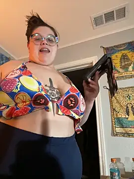 ItsBunniBabe online show from June 15, 2026, 4:58 am