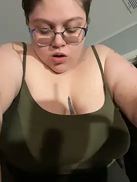 ItsBunniBabe online show from June 17, 2026, 1:19 am