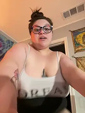 ItsBunniBabe online show from July 26, 2026, 6:32 am
