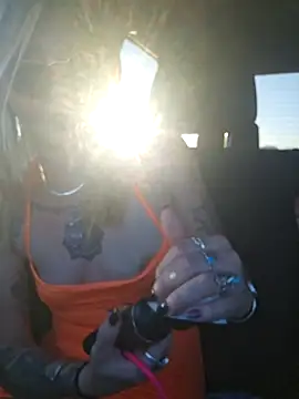 SheIsSomething online show from February 4, 2026, 12:38 am