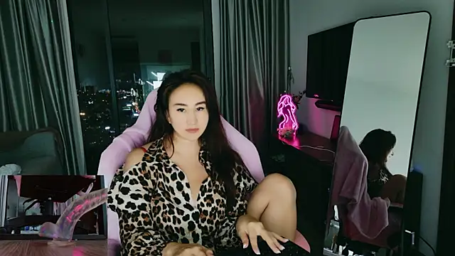 AsianQueens online show from December 22, 2025, 3:09 pm