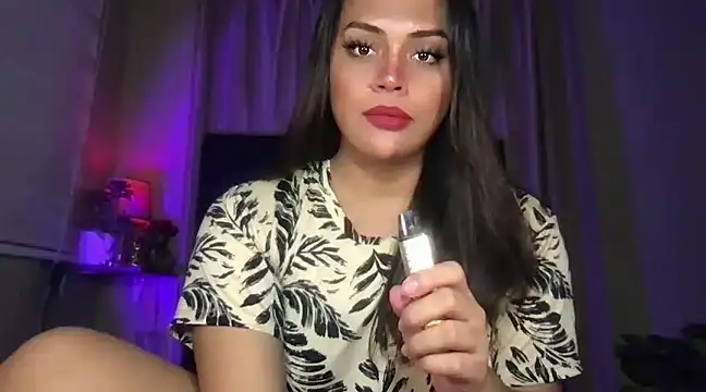 Snapshot of _MissKhimberlyXxx_ chatting on January 8, 2025, 8:39 pm MissKhimberlyXxx online show from January 8, 2025, 8:39 pm