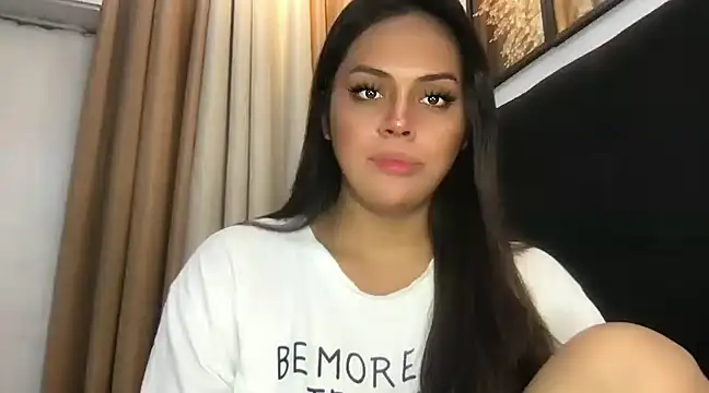 Snapshot of _MissKhimberlyXxx_ chatting on March 11, 2025, 9:02 am MissKhimberlyXxx online show from March 11, 2025, 9:02 am