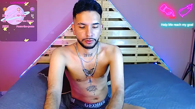 Snapshot of sexxgods chatting on January 26, 2025, 12:05 am sexxgods online show from January 26, 2025, 12:05 am