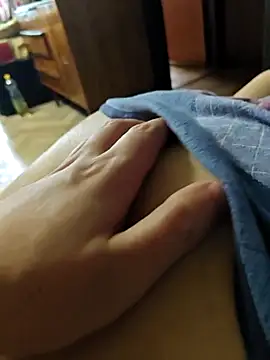 LovlyAnnie online show from March 27, 2026, 8:26 am