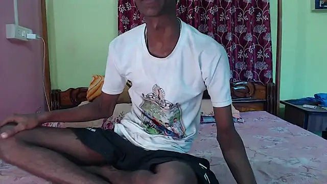 Skinny Blackberry online show from December 14, 2024, 4:56 am