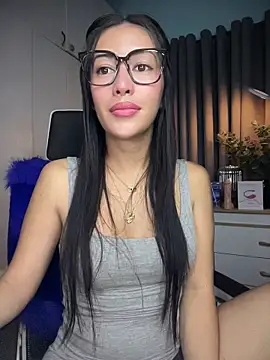 Jasmine Elcock online show from June 3, 2026, 6:02 pm