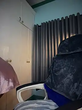 Jasmine Elcock online show from June 15, 2026, 7:27 pm