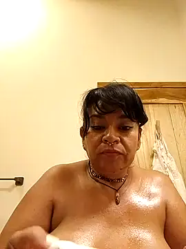 karlablue  online show from February 26, 2025, 7:38 pm