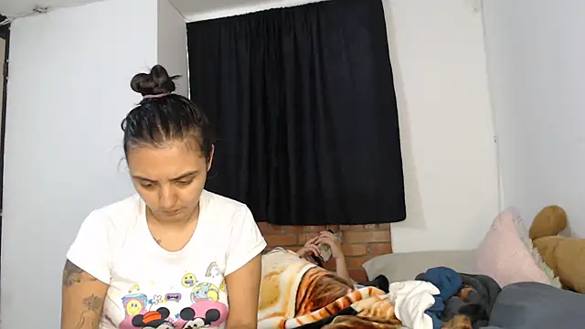 kathy luisa online show from December 15, 2025, 12:20 pm