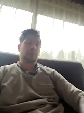 Taxidriver1988 online show from February 4, 2025, 8:46 am