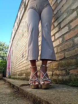 Yuky ta online show from April 3, 2026, 2:04 pm