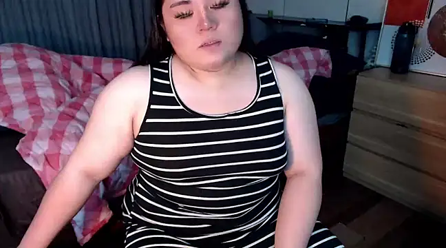 Snapshot of mysticofcum chatting on March 12, 2025, 4:51 am mysticofcum online show from March 12, 2025, 4:51 am