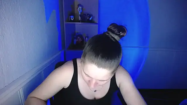 Snapshot of JosieJun_ chatting on October 27, 2025, 6:01 pm JosieJun online show from October 27, 2025, 6:01 pm