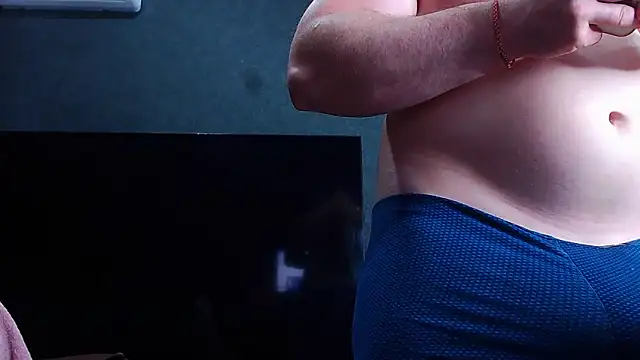 muscularjohnforuX online show from May 4, 2026, 7:48 am